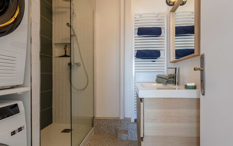 Les Mouettes: Laundry Room, Property, Interior Design, Wood, Lighting, Architecture, Washing Machine, Floor, Clothes Dryer