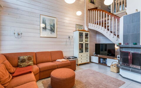Otsonherra: Balcony, Apartment, Shade, Glass, Condominium, Handrail, Porch, Daylighting, Deck, Outdoor Furniture