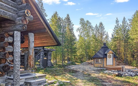 Lomaperä: Wood, House, Snow, Cottage, Home, Winter, Roof, Freezing, Siding, Slope