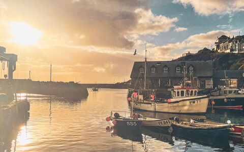 Cherry Orchard Cottage: Boat, Water, Body Of Water, Watercraft, Boats And Boating--Equipment And Supplies, Waterway, Dusk, Reflection, Harbor, Channel