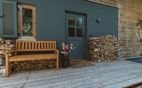 Chalet 1018: Property, Building, Window, Plant, Wood, Flower, Road Surface, Outdoor Bench, Brickwork, Flowerpot