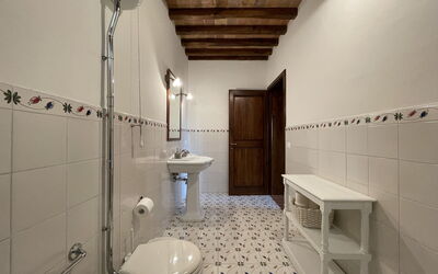 Accommodation:&nbsp;Carro