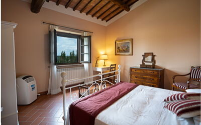 Accommodation:&nbsp;Torri