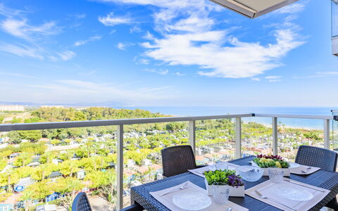 Accommodation:&nbsp;Ciudad Jardin 222.1