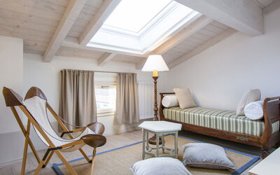 Il Giardino Segreto 640.1: Furniture, Property, Building, Couch, Table, Comfort, Wood, Chair, Living Room, Interior Design