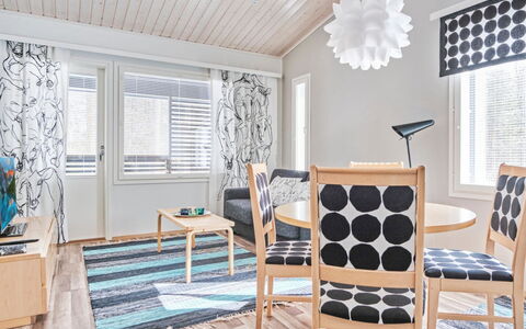 Lumi B 10: Balcony, Apartment, Shade, Glass, Condominium, Handrail, Porch, Daylighting, Deck, Outdoor Furniture
