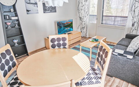 Lumi B 10: Balcony, Apartment, Shade, Glass, Condominium, Handrail, Porch, Daylighting, Deck, Outdoor Furniture