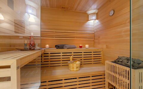 Nimrod: Property, Wood, Interior Design, Flooring, Floor, Hardwood, Wood Stain, Beam, Building, Lumber