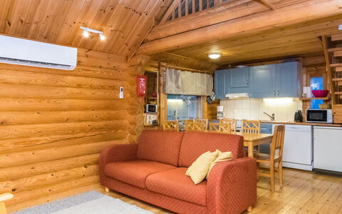 Kuukkelin Tupa 2: Wood, House, Snow, Cottage, Home, Winter, Roof, Freezing, Siding, Slope