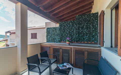 I Mirti 28: Furniture, Azure, Building, Kitchen, Wood, Houseplant, Interior Design, Living Room, Floor, Window