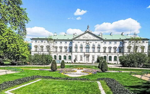 Kasprzaka Warszawa: Palace, Estate, Garden, Stately Home, Classical Architecture, Official Residence, Mansion, Lawn, Park
