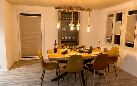 Chalet Dori: Table, Furniture, Chair, Wood, Building, Orange, Kitchen & Dining Room Table, Shade, Interior Design, Couch
