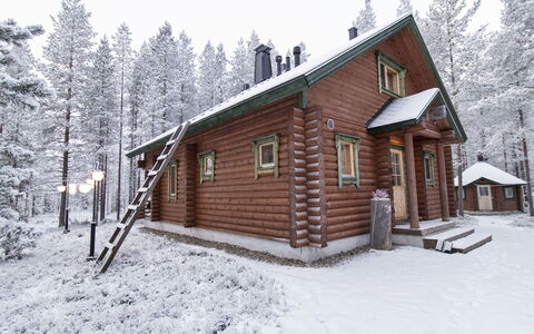 Petsankolo: Cottage, House, Home, Garden Buildings, Siding, Log Cabin, Farmhouse, Estate, Shed, Yard