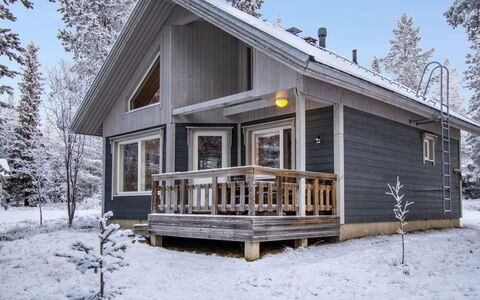 Aslakin Helmi a: Cottage, House, Home, Garden Buildings, Siding, Log Cabin, Farmhouse, Estate, Shed, Yard