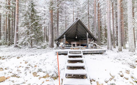 Pyhänkarhu 1: Cottage, House, Home, Garden Buildings, Siding, Log Cabin, Farmhouse, Estate, Shed, Yard