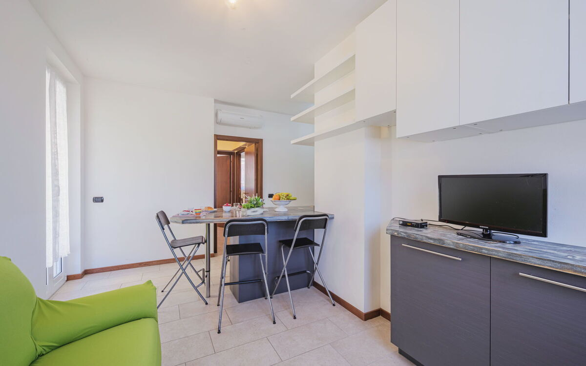 Accommodation:&nbsp;Girasole 500.6