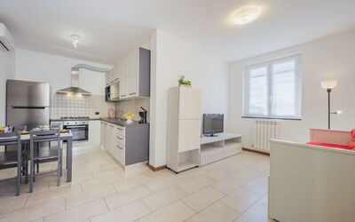Accommodation:&nbsp;La Gerbera 500.3