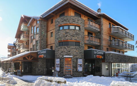 Accommodation:&nbsp;Hédonia A7 102.1