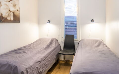 Saukonpesä B: Floor, Flooring, Wood Flooring, Furniture, Interior Design, Bedroom, Bed, Bed Sheet, Room, Ceiling