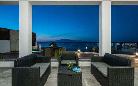 Accommodation:&nbsp;Bouka 1