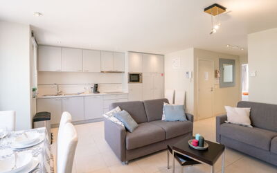 Accommodation:&nbsp;Ruzette Beach with Parking 810.1