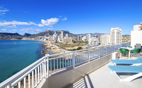 Calpe Calp 554: Apartment, Condominium, Sea, Coast, Metropolitan Area, Balcony, Coastal And Oceanic Landforms, Skyscraper, Metropolis