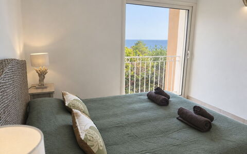 Villa Orizonte: Furniture, Floor, Flooring, Interior Design, Bedroom, Room, Apartment, Bed, Linens, Chair
