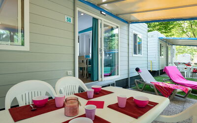 Accommodation:&nbsp;Garda Blue 9.4