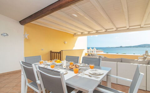 Le Bijou: Table, Furniture, Property, Chair, Wood, Tableware, Interior Design, Kitchen & Dining Room Table, Shade, Floor