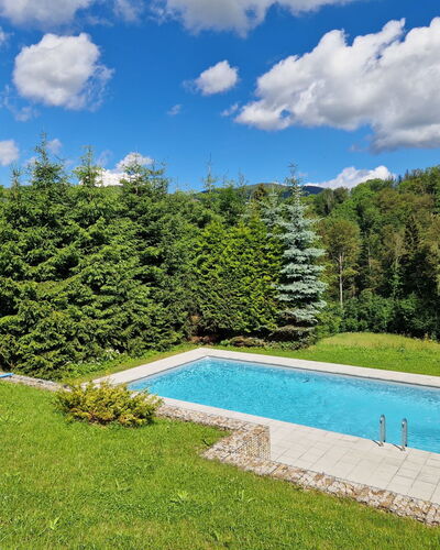 Mountain Luxe Nest & Pool: Water, Cloud, Sky, Plant, Swimming Pool, Natural Landscape, Land Lot, Tree, Vegetation, Shrub