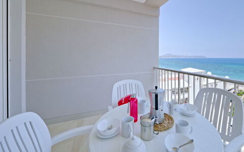 La Luz 12: Table, Sky, Furniture, Property, Tableware, Water, Chair, Building, Interior Design, Line