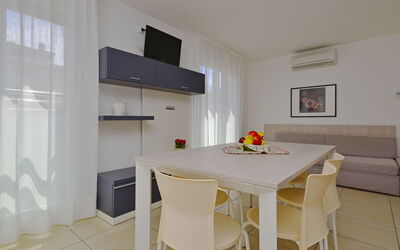 Accommodation:&nbsp;Mare 639.3
