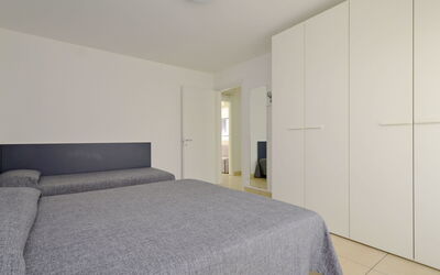 Accommodation:&nbsp;Mare 639.7