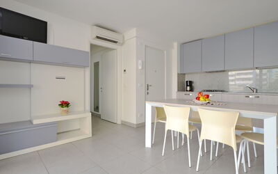 Accommodation:&nbsp;Mare 639.5