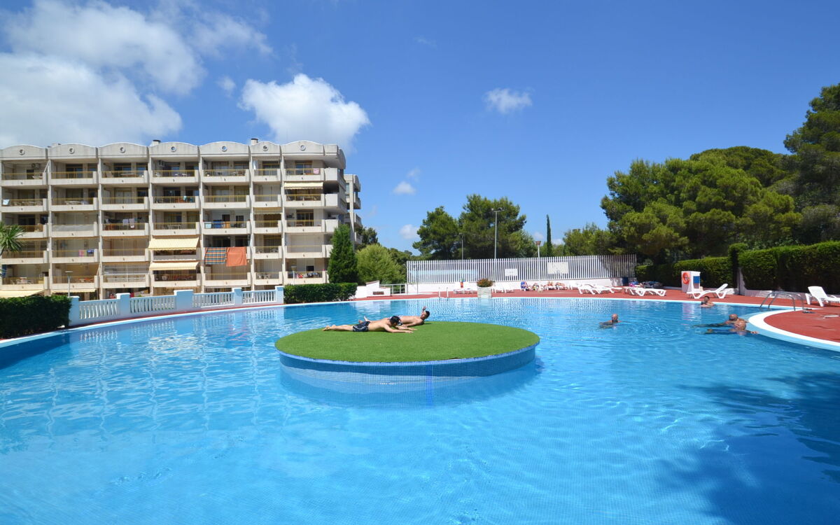Accommodation:&nbsp;Catalunya 92 704.20