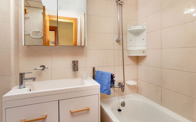 Accommodation:&nbsp;Catalunya 704.14