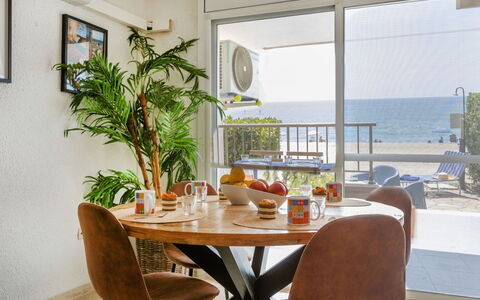 Miami Palace: Furniture, Table, Wood, Chair, Interior Design, Kitchen & Dining Room Table, Floor, Flowerpot, Dining Room, Houseplant