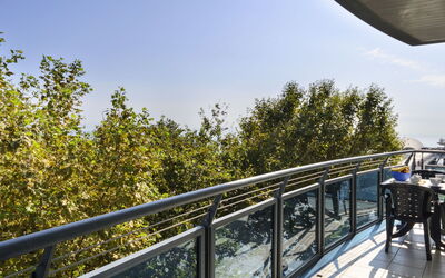 Accommodation:&nbsp;Sunbeach 687.1