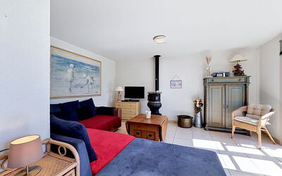 Accommodation:&nbsp;Vissershuis 92 with Parking 990.3
