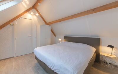 Accommodation:&nbsp;Vissershuis 2 with Parking 990.1