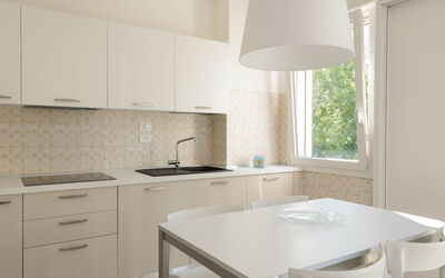Venus 689.1: Kitchen, Countertop, Furniture, Interior Design, Flooring, Kitchen Appliance, Wood, Cabinetry, Major Appliance, Floor