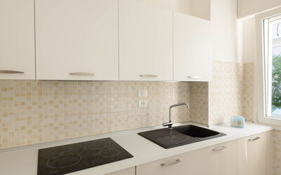 Accommodation:&nbsp;Venus 689.2