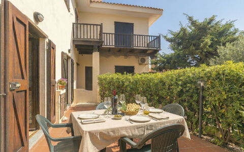 Lampara: Wall, Home, Balcony, Door, Shade, Estate, Outdoor Furniture, Chair, Yard, Houseplant