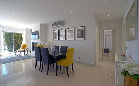Accommodation:&nbsp;Pine Hills Ambar 171.8