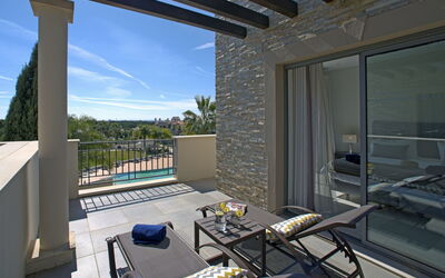 Accommodation:&nbsp;Pine Hills Cristal 171.9