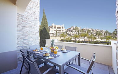 Accommodation:&nbsp;Pine Hills Esmeralda 171.1