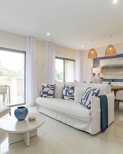 Pine Hills Reva Santuary Modern Elegance 171.14