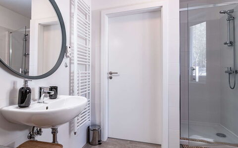 Lakeside Village 40: Mirror, Sink, Plumbing Fixture, Tap, Building, Property, Bathroom Sink, Bathroom, Lighting