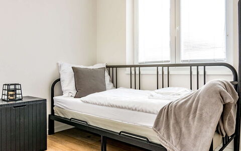 Lakeside Village 40: Property, Furniture, Comfort, Wood, Textile, Interior Design, Bed Frame, Lighting, Window, Pillow