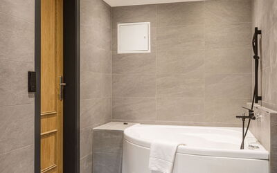 Accommodation:&nbsp;Suite 2 Sz Ir-Sauna&Wellnessbereich 900.8